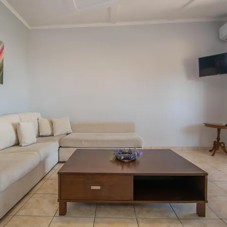 Διαμέρισμα Salt Junior Suites *