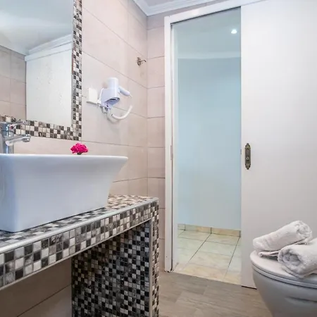 Διαμέρισμα Salt Junior Suites